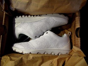 propet travelactiv walking shoe