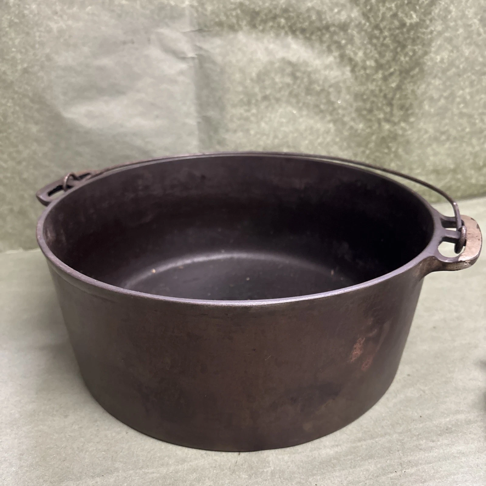 Vintage Wagner  Cast Iron Dutch Oven Pot Sidney O USA No Lid Pattern 1269