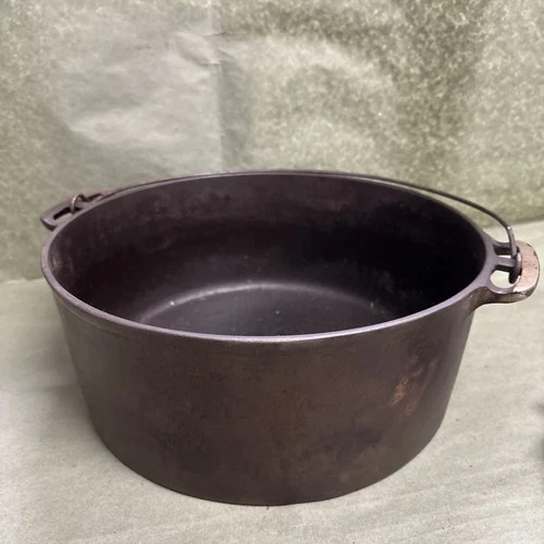 Vintage Wagner #9 Cast Iron Dutch Oven Pot Sidney O USA No Lid Pattern 1269