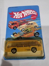 Vintage Hot Wheels Team Bus School - 3256 1983 Yellow W/Protector Unpunched
