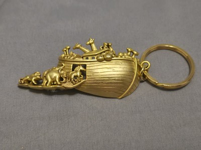 Vintage Noah's Ark Animals On Boat - Gold Tone Keychain Keys Christian - AJC
