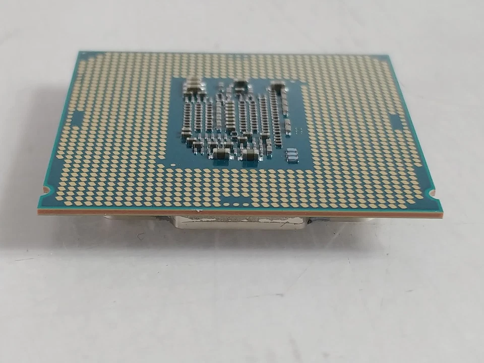 Intel SR33A Core I7-7700K 4.2 GHz LGA 1151 CPU Desktop - Immagine 3 di 4