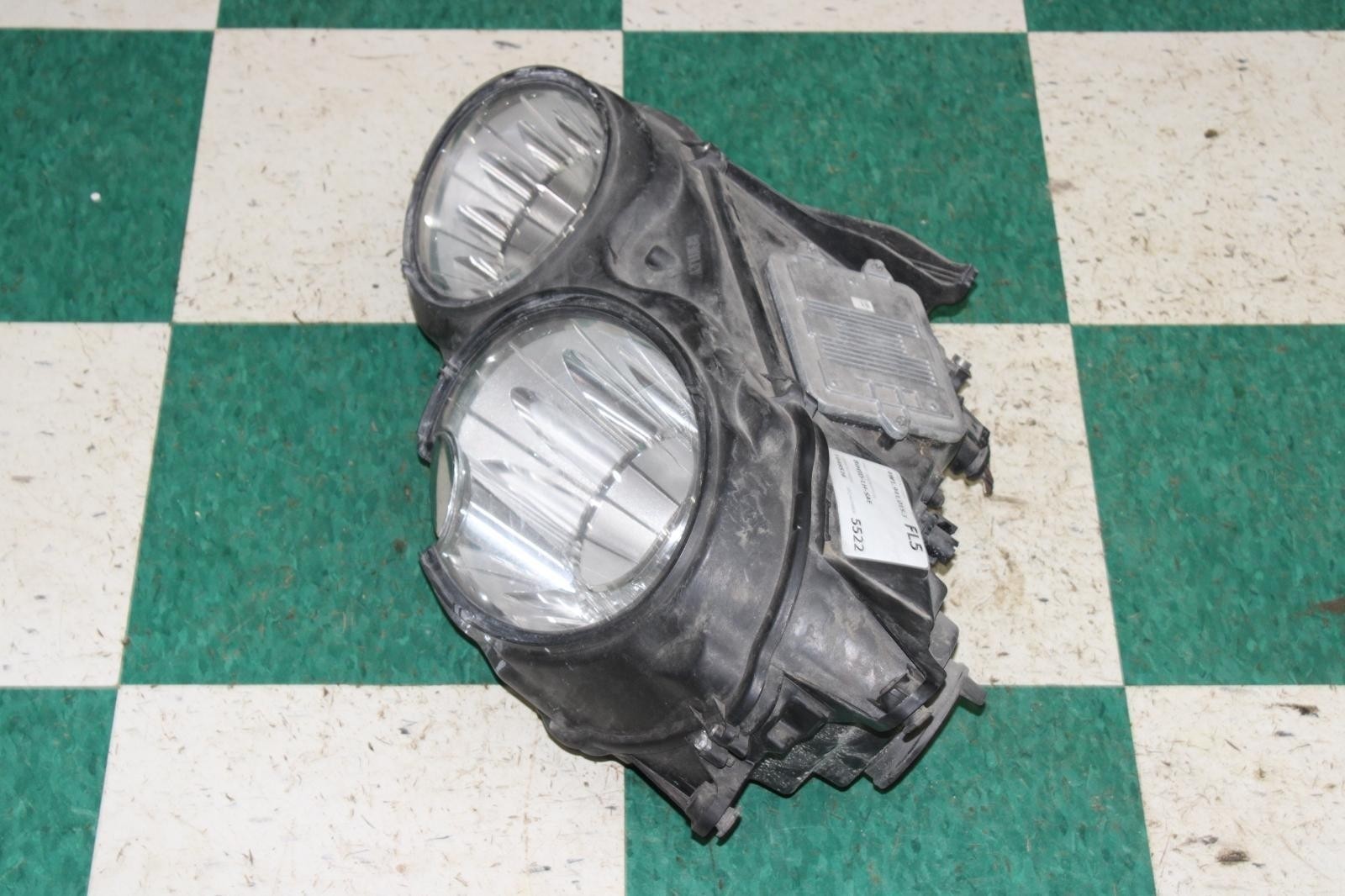 ⚠️DMG⚠️ 13-18 Flying Spur Passenger Right RH Headlight Head Light Lamp OE WTY OE