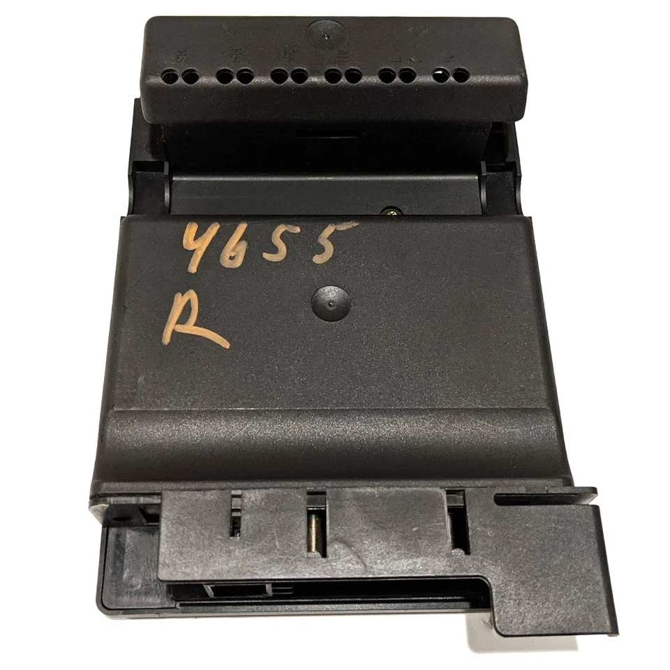 Módulo de control de asiento delantero derecho OEM Mercedes-Benz E320 E430 E55 AMG 2108204226 Foto 3 de 4