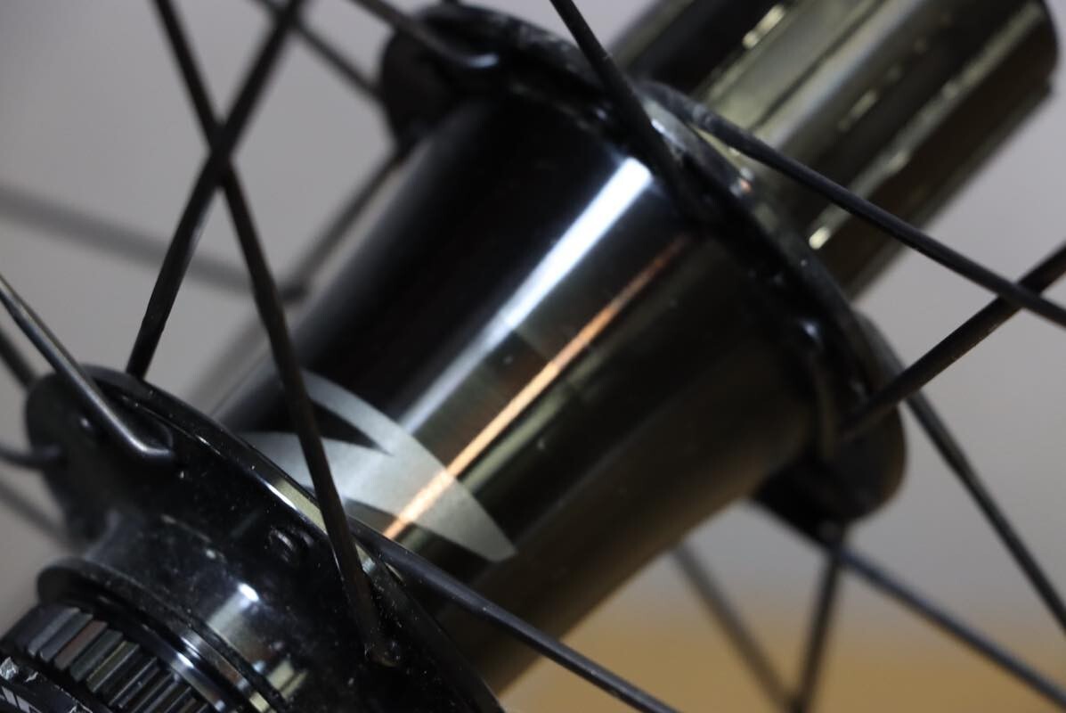 パーツ ZIPP 303 11speed Amazon.com : Zipp Speed Weaponry 303 Firecrest Tubular Black