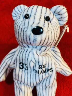 DAVID WELLS #33 SALVINOS BAMM BEANOS NY YANKEES BEANIE BABY 1998