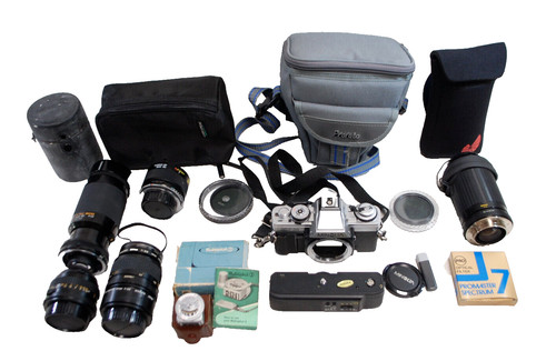 Minolta Xg-M 35mm Slr Film Camera w/Assorted Lenses + Extras Huge Lot T1630