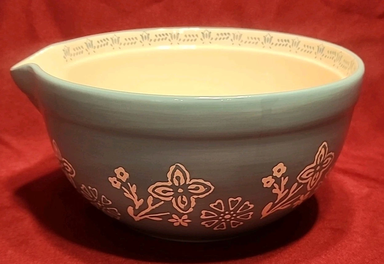 The Pioneer Woman Stoneware Blue Mazie Mixing Spout Batter Mixing Bowl 7.5 “