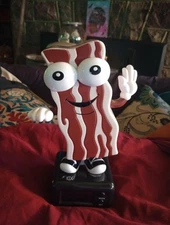 Big Mouth Toys Waken Shakin Bacon Clock *WORKS*