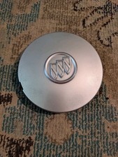 2005 - 2008 Buick Lacrosse Allure Painted Silver Oem Center Cap Pn 9594285