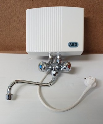 AEG Kleindurchlauferhitzer MTH 350 OT mit Armatur AHo 40 MTH