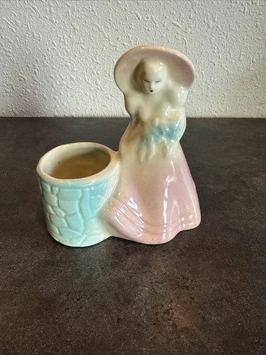 Mid Century Girl Planter Vase, Shawnee Pink, Blue Very Pretty!