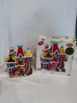 2005 Lemax Sugar 'N Spice Strudel's Bakery Porcelain Lighted House Gingerbread