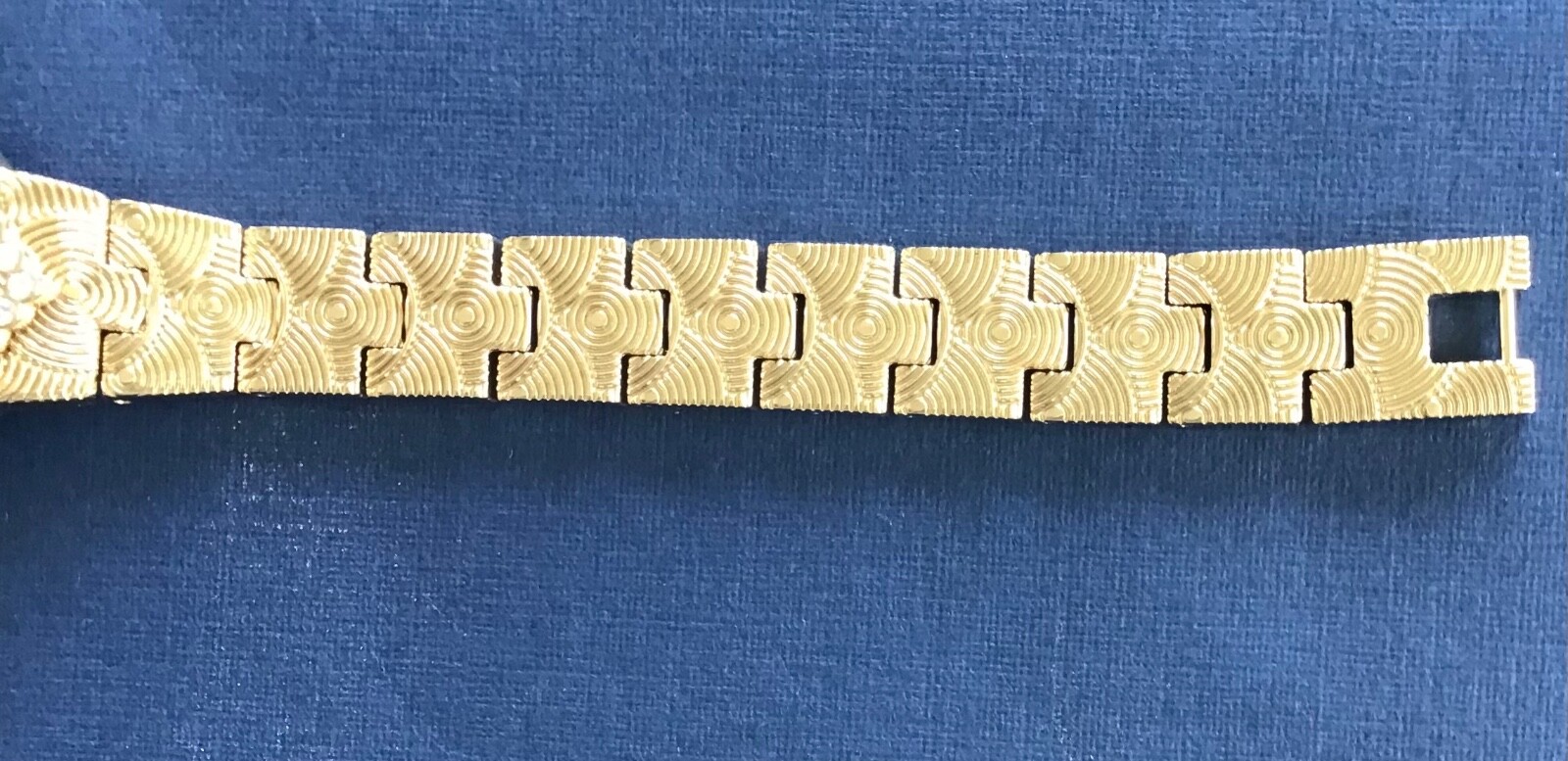 Camrose & Kross Jacqueline  Jackie Kennedy JBK  Watch New Battery  Very Rare.