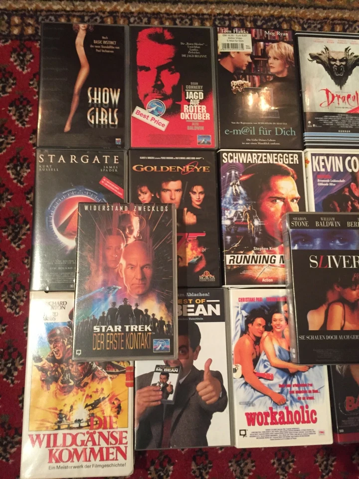 VHS Videokassetten Konvolut 20 Stück Bond Dracula JFK Mr. Bean Stargate gut erh. - Bild 2 von 4
