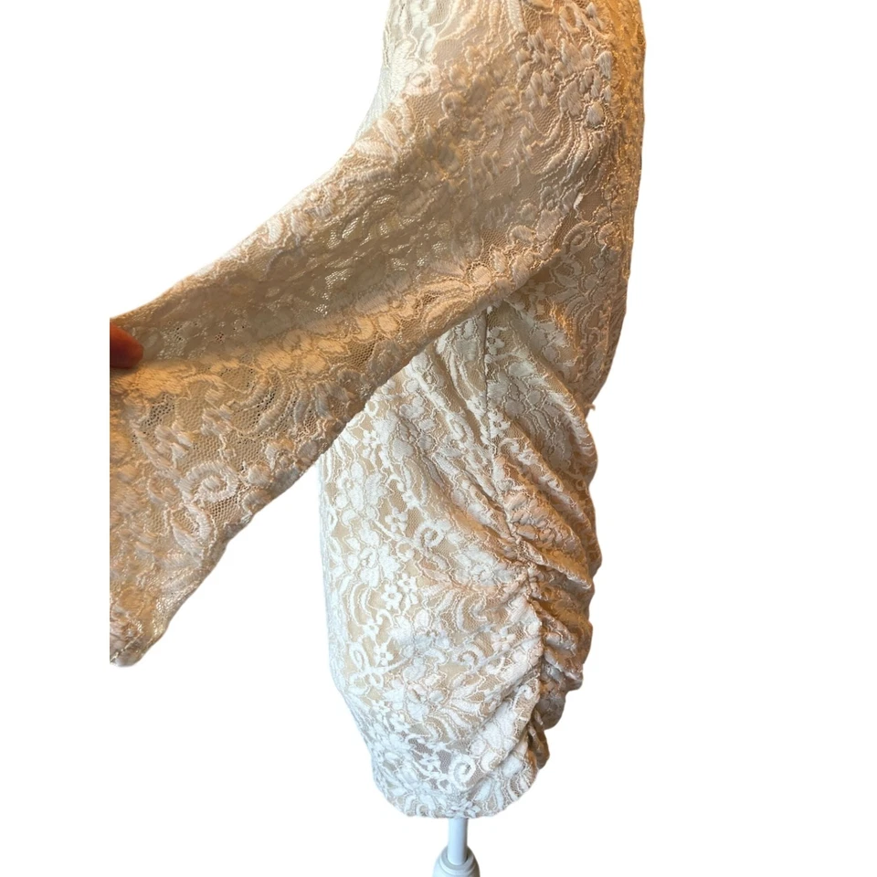 Jessica Simpson Maternity Lace Top Blouse Medium Beige 3/4 Sleeves - Image 4 of 4