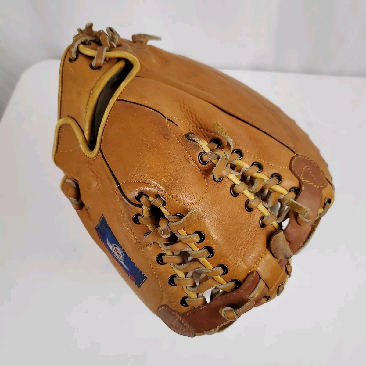 Vintage World Wide Imports Pro Model B 1275 First Baseman Glove