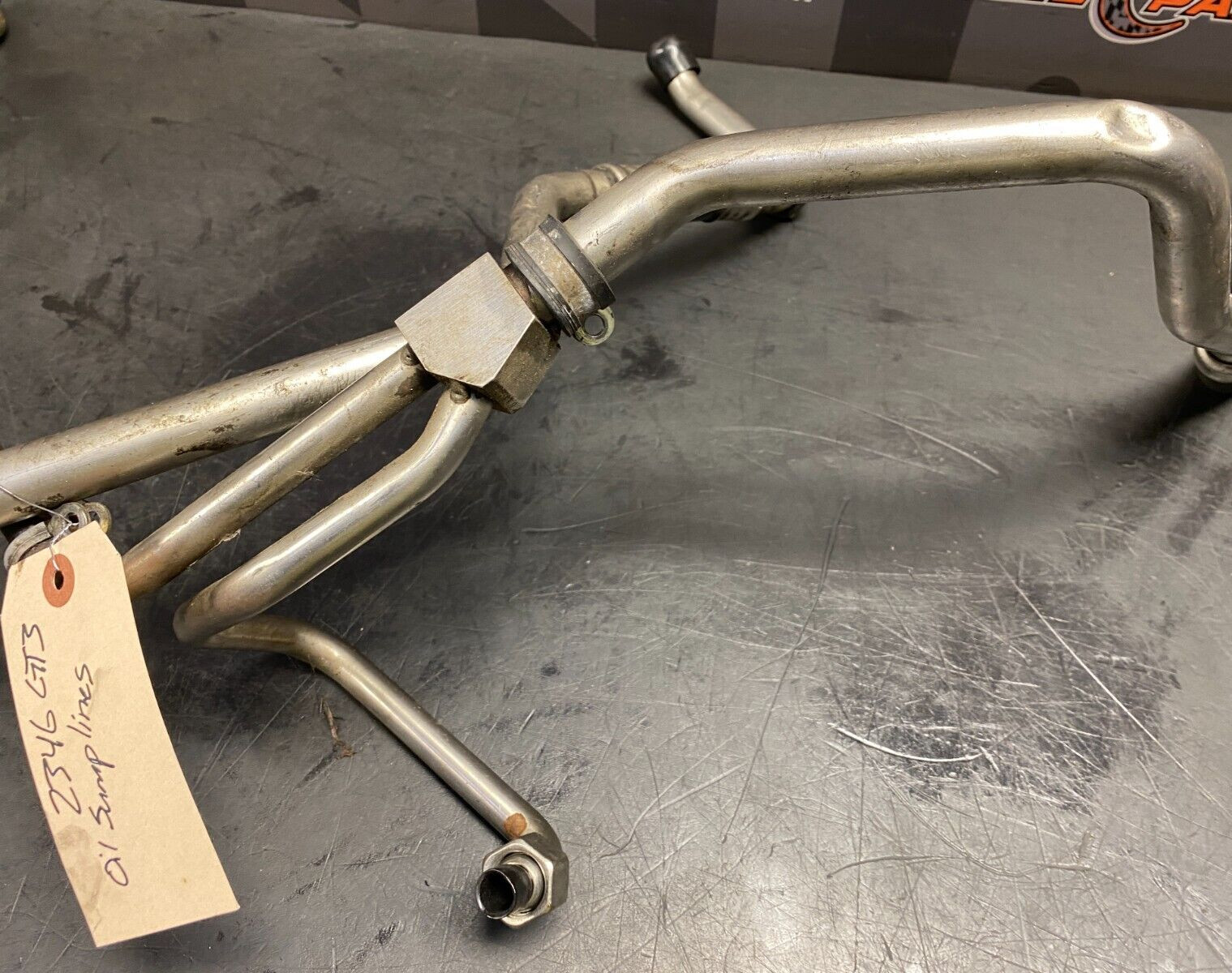 Porsche 911 GT3 2004 Oil line