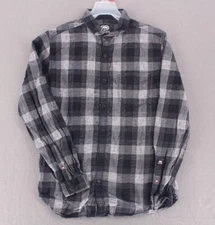 Ecko Unltd Shirt Women’s Medium Long Sleeve Casual Button Up Check Plaid Flannel