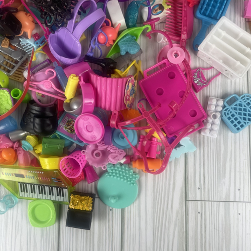 Lotto 165 PEZZI Barbie Pennelli Appendiabiti Gioielli Accessori Fashion Doll - Foto 7 di 8