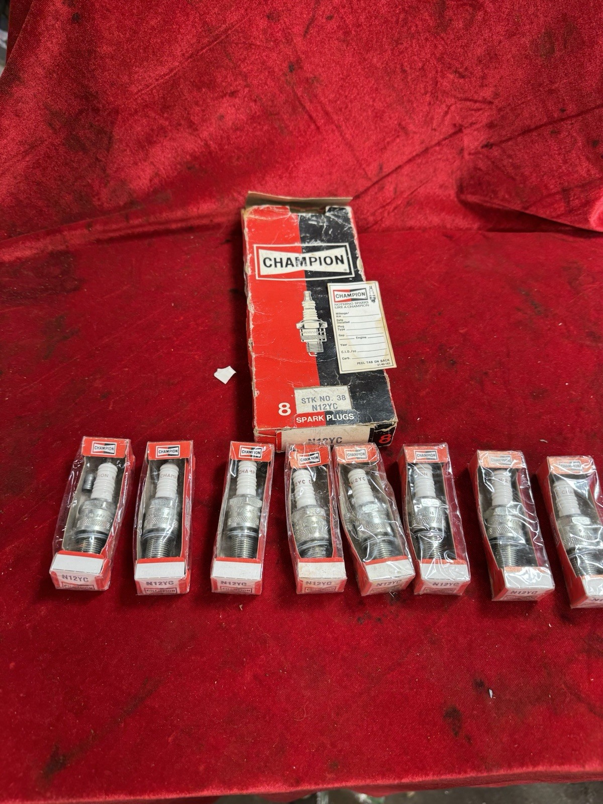 NOS Champion N12YC 1960s 1970s MOPAR Spark Plugs 225 318 340 360 Set of 8