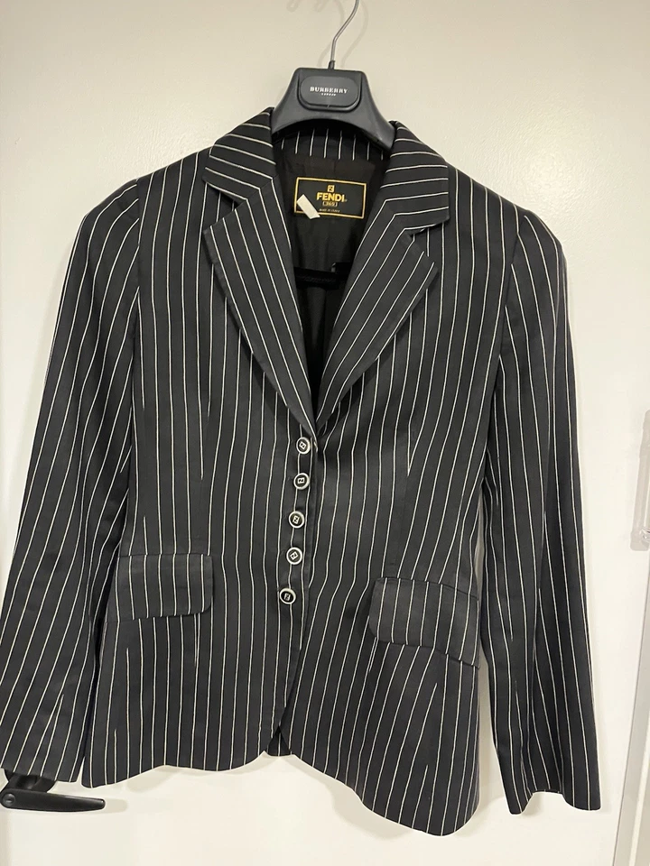 Traje Falda Fendi (Outéntica) Talla 40 (Reino Unido) Hecho en Italia Perfecto Estado 62 % Lino Foto 3 de 4