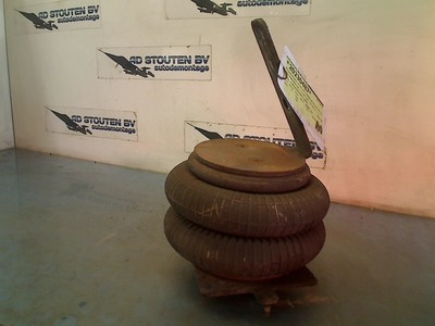 AIR SUSPENSION Immediately Behind Master III (EV/HV/UV/VA/VB/VD/VF/VG/VJ)