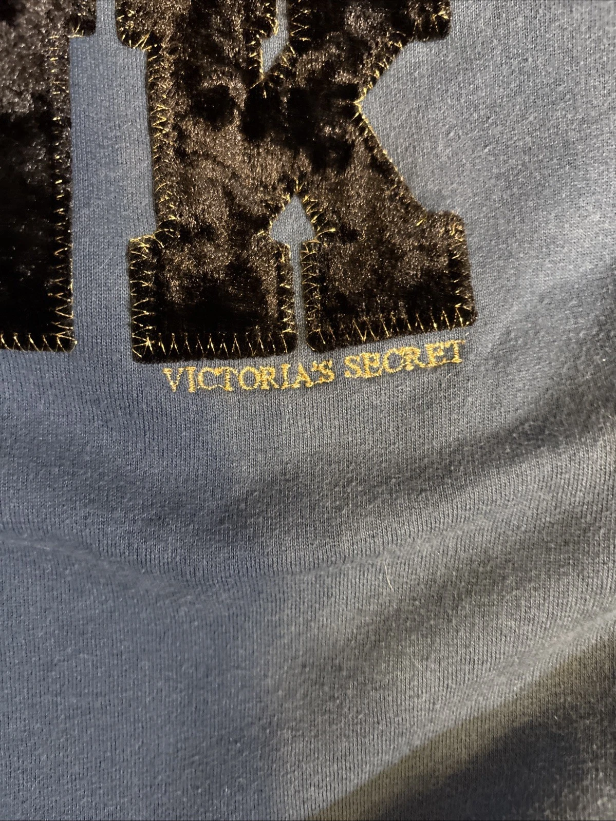 UNDERCOVER Giacca con cappuccio Victorias Secret Love Live rosa foderata in pelliccia M Toggles velluto 20x24