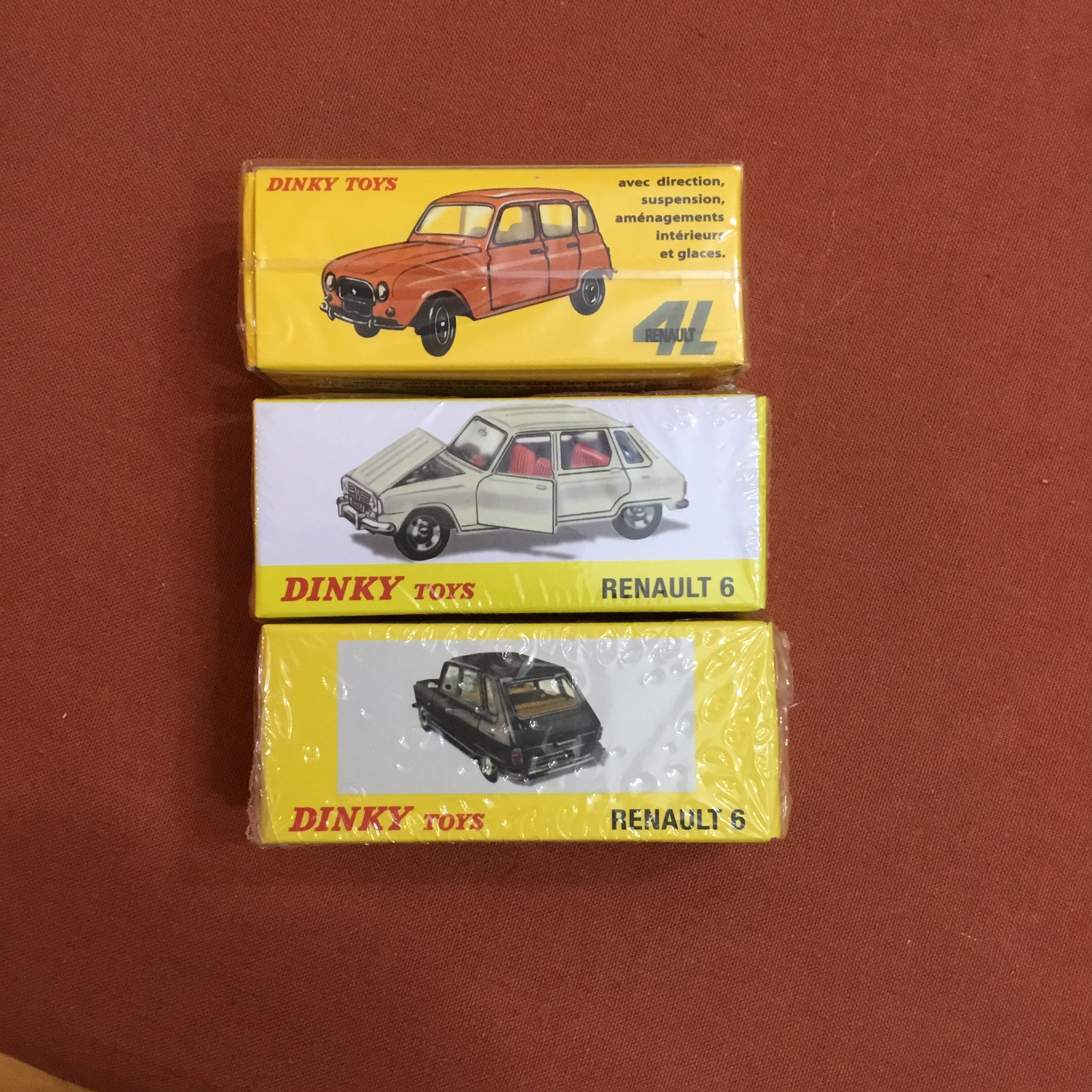 ルノー 4L - フランス ディンキートイズ #518 Dinky France 518, Renault 4L - Free Price Guide & Review