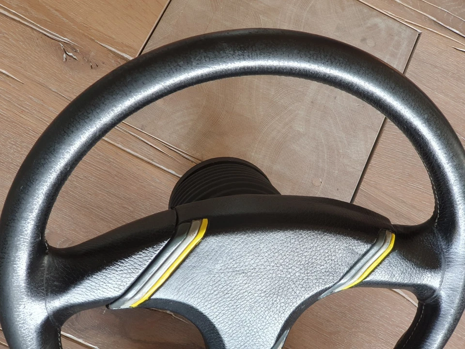 Momo V36 Opel Sport 70064 Irmscher Motorsport Nabe L6605 Vectra A usw. 1988 - Bild 4 von 4