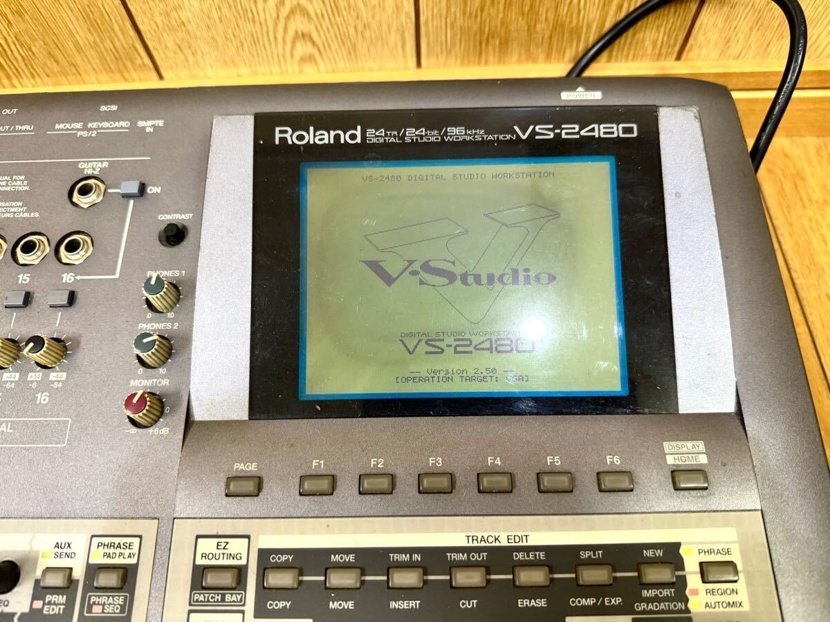 Roland VS-2480 Multitrack Recorder Digital Studio Roland VS-2480 Multitrack Recorder Digital Studio