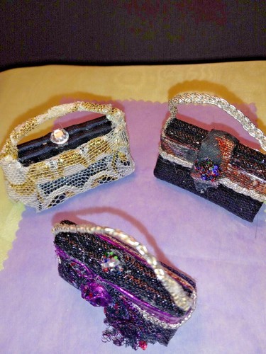 3 NEW Purses for Barbie or Compatible Dolls 11" to 18" Tall. Purses won't Open. - Foto 7 di 7