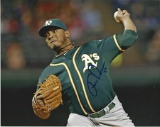 Fernando Abad autographed 8x10 Oakland Athletics Free Shipping #S862