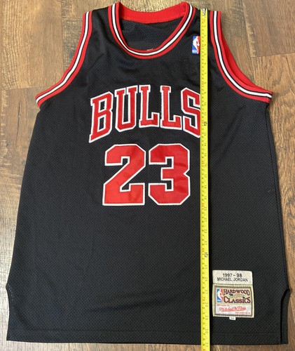 MICHAEL JORDAN MITCHELL&NESS HARDWOOD CLASSIC CHICAGO BULLS 97-98 Sz 50 - Picture 7 of 9