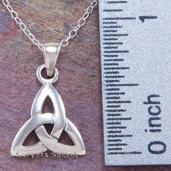 925 sterling silver TRIQUETRA KNOT TRINITY KNOT AMULET Charm Pendant 18