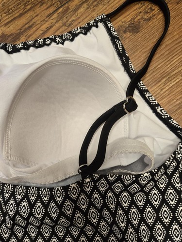 Jantzen tankini top 10 pristine black and white fixed pads adj. strap classy - Picture 5 of 12