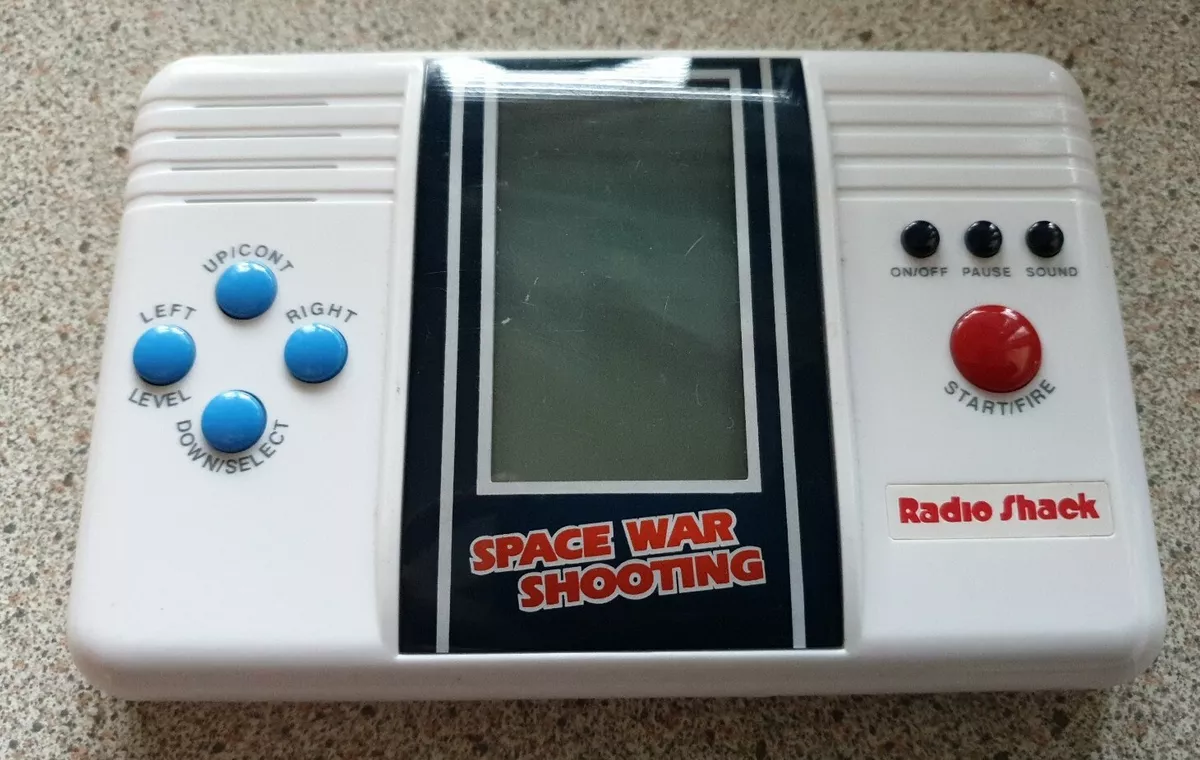 Vintage Radio Shack SPACE WAR SHOOTING Handheld Game 60-2472