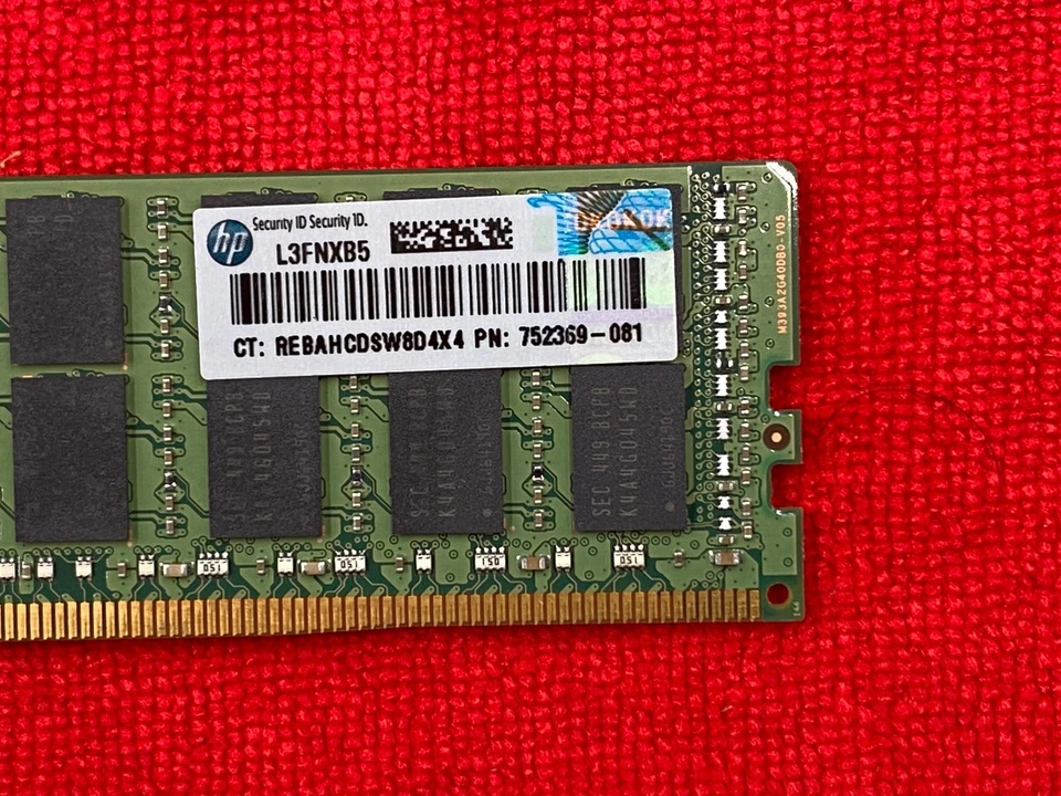 1 x 16GB DDR4 2133MHz RDIMM HPE 752369-081 MEMORIA RAM SERVIDOR M393A2G40DB0-CPBQ Foto 3 de 4