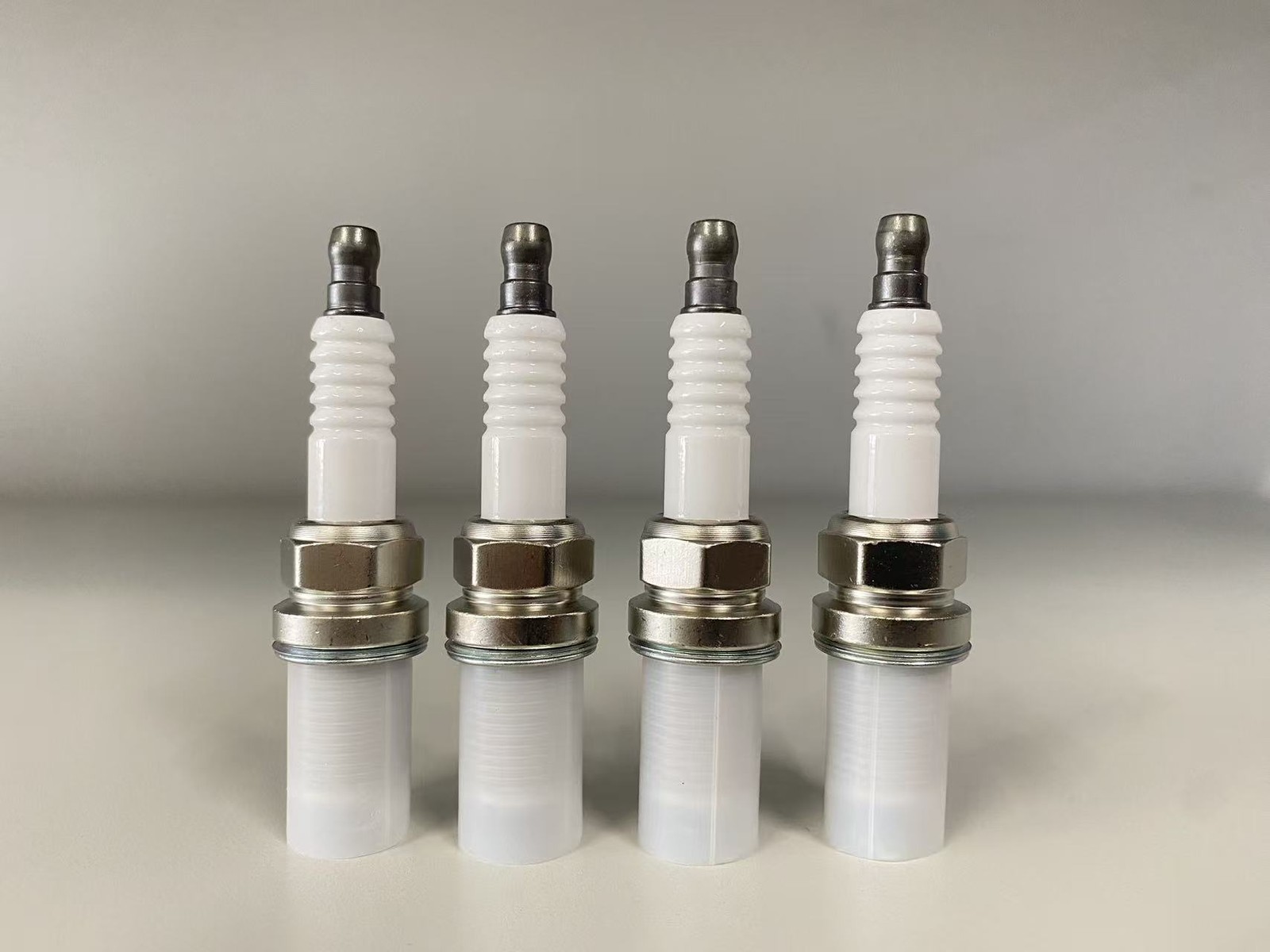 Pack of 4  SC20HR11 3444 Spark Plugs Fit For Toyota Lexus 90919-01253 US