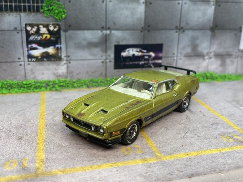 1973 Ford Mustang Mach 1 Rusty Weathered Custom 1/64 Diecast Car Barn Find - Picture 5 of 11
