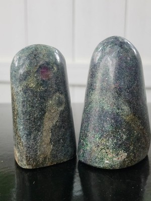 Ruby in kyanite free form!! 7 ounces, 2.7 inches!!