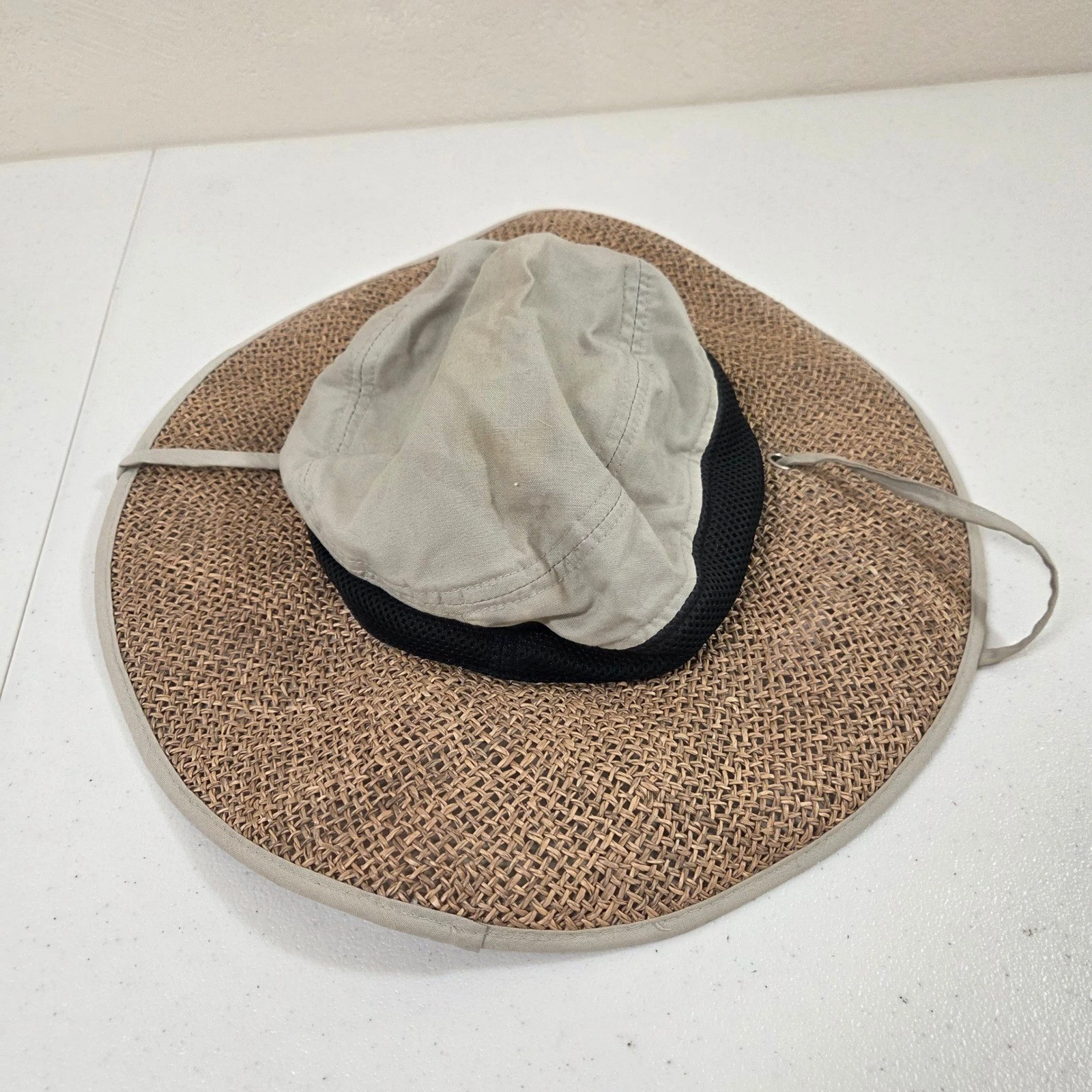 Columbia Unisex L/XL Tan Wide Brim Straw Sun Hat Hiking Fishing CU9041
