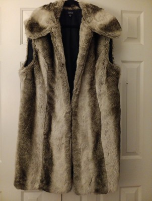 Cristina Ehrlich vest  ferr  XL sleeveless design makes it perfect 4 the season