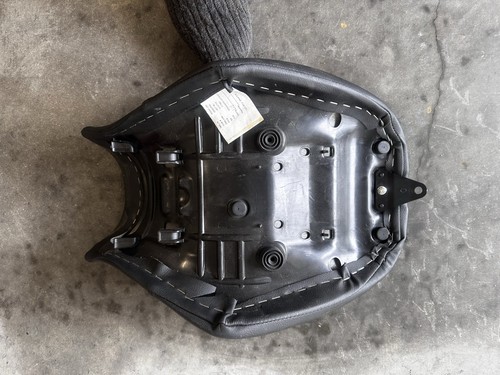 Kawasaki EN650 Vulcan S 2015+ OEM Seat, Low Mileage, Excellent Condition