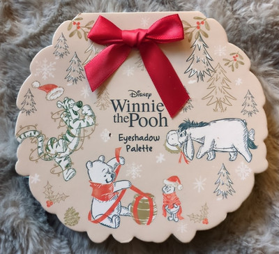 Disney Winnie The Pooh Holiday 10 Shade Eyeshadow Palette Mirror BoxLunch Eeyore