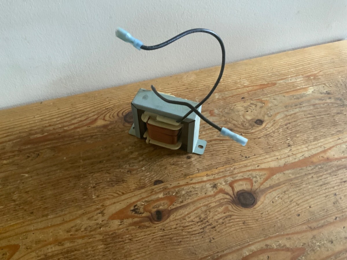 TUNTURI J3F TREADMILL TRANSFORMER