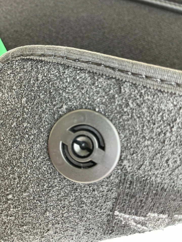 Alfombrillas para Ferrari 488 Spider Pista GTB alfombras negras a medida con Italia Foto 3 de 4