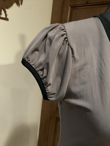 New Tag Zena Essentials Gray Black Short Sleeve Shirt Y2K Top Small / Medium - Picture 3 of 9