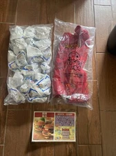 SNOOPY PEANUTS Japanese McDonald's Happy Set tapestry 28 doll 2001 / Sealed New