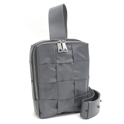 BOTTEGA VENETA グレー ボディバッグ Bottega Veneta Cassette SlingBag BodyBag Intrecciato Leather